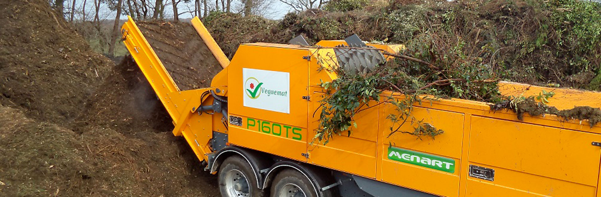 VEGUEMAT - Démonstrations de matériel - Broyeur agricole Ménart en action...